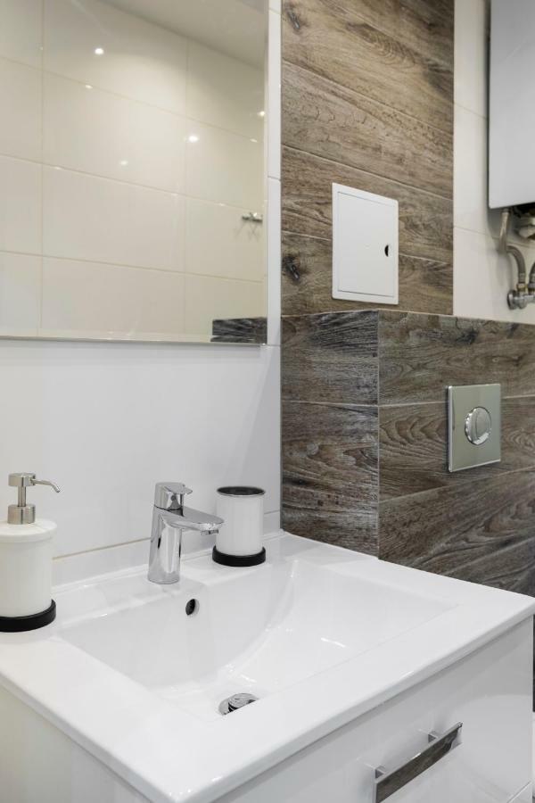 62 négyzetméteres, 2 hálószobás Apartman 1 fürdőszobával Old Suburb területén Apartman Gdańsk Kültér fotó